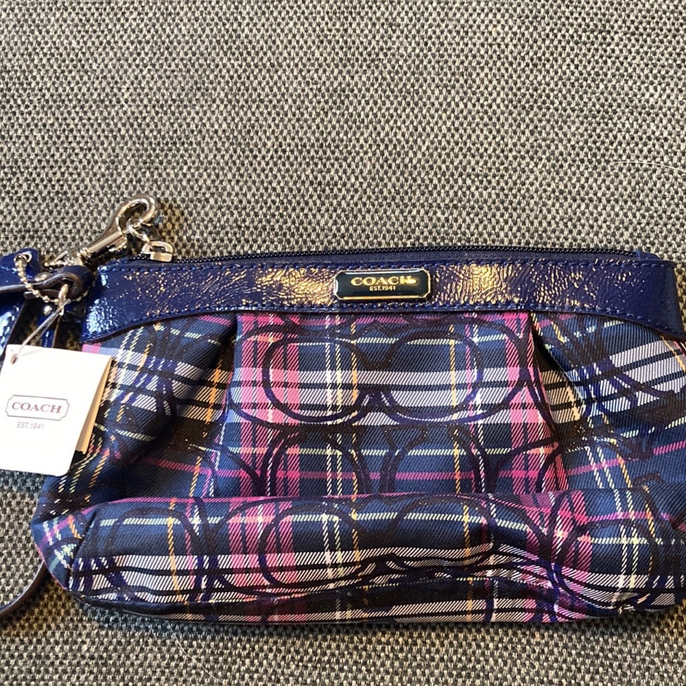 NWT Coach Wristlet